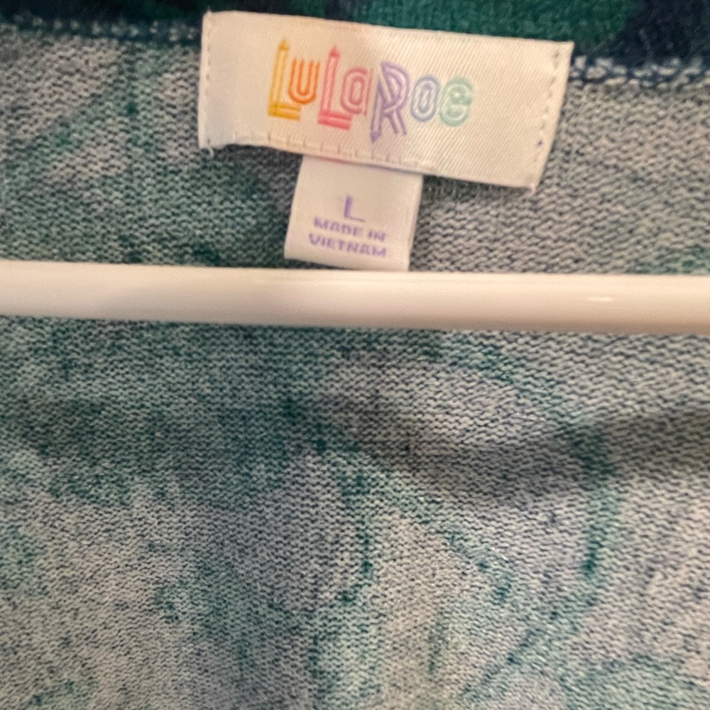 LuLaRoe Sarah Sweater - Picture 4 of 4